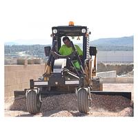 Hydraulic leveler for minicharger