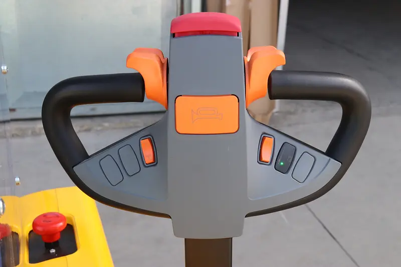 Hu-Lift Electric stacker CL