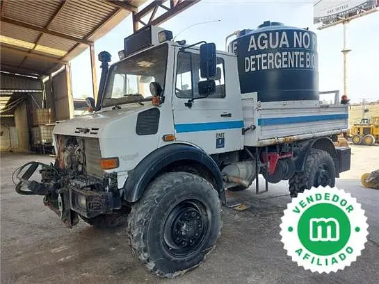 Mercedes Benz Unimog U2150L