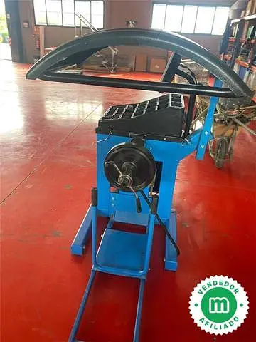 Wheel balancer for mechanical workshop