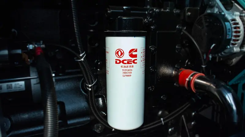 Compresor de aire de tornillo industrial de alta capacidad Cummins 6LTAA8.9