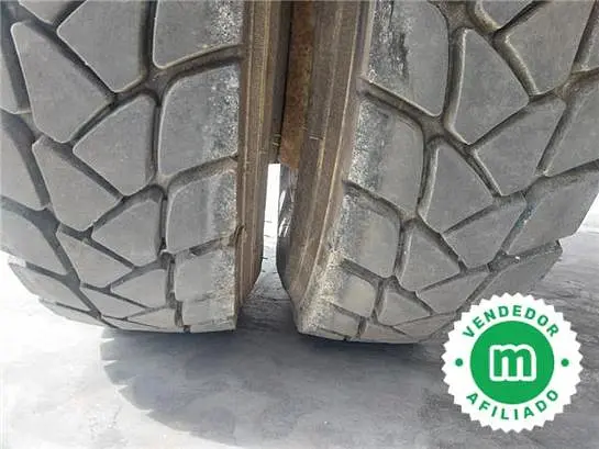 Iveco Eurocargo 180E30 con grúa Palfinger PK 13.001