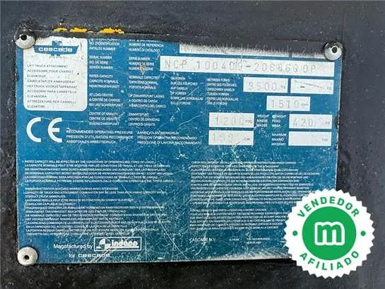 Pala-cazo hidráulico alto volteo