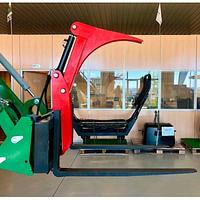 Hydraulic pine tree holder