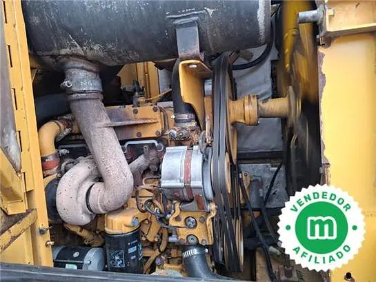 Caterpillar IT24F loader