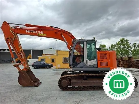 Excavadora Hitachi ZX225USLC-3