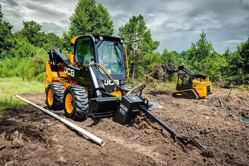 JCB 270 large platform high visibility vertical lift skid steer loader