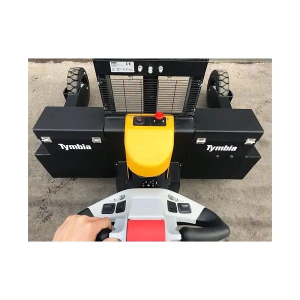 Electric all-terrain stacker 1500kg