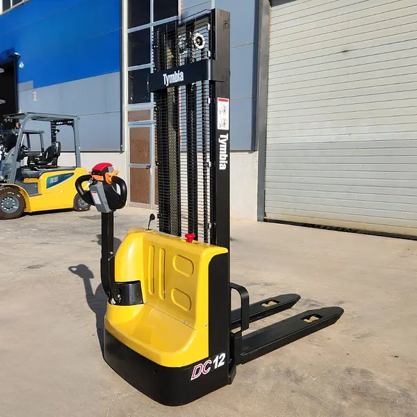 Electric stacker 1200 kg with 3 meter reach