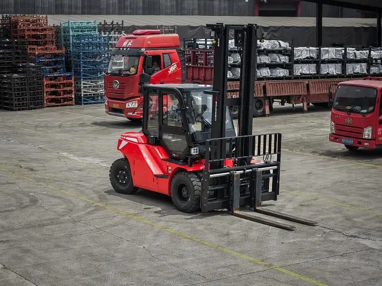 High Capacity Electric Counterbalanced Forklift 7.0T - EP EFL70-6-HV-PRO