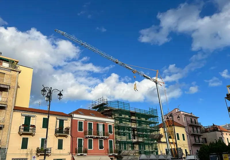 Potain Evy 30-23 2.2 t Self-Erecting Cranes