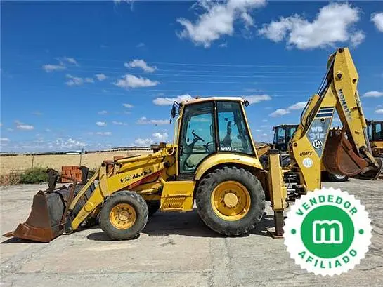 Komatsu WB91 R2 backhoe loader