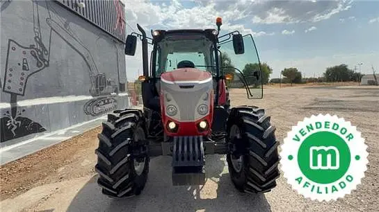 McCormick X5.120 M4 Efficient tractor