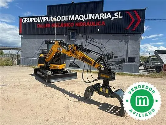 Hydraulic demolition grapples for mini excavators