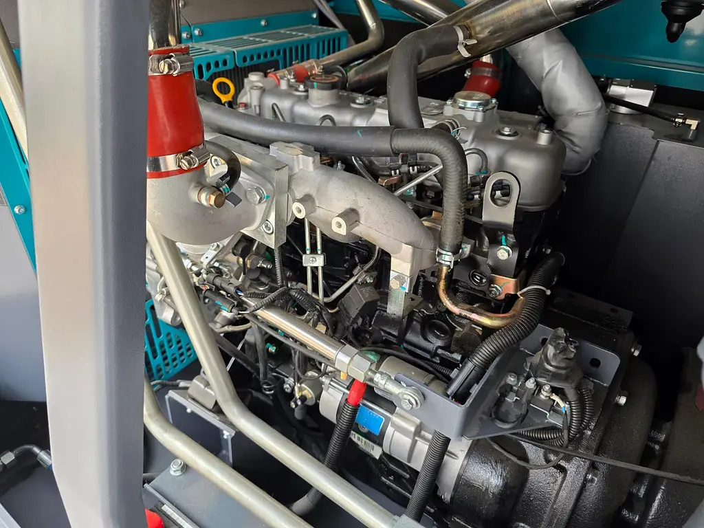 Compresor de aire rotativo de tornillo diesel Isuzu 275 CFM