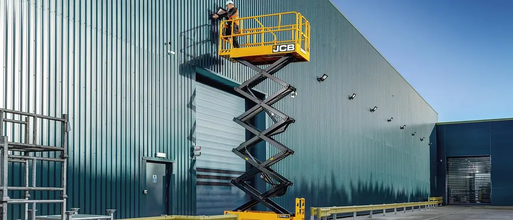 JCB S3246E Tijeras eléctricas