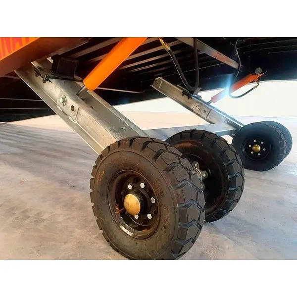 Loading ramp electric 12 ton. with battery platform