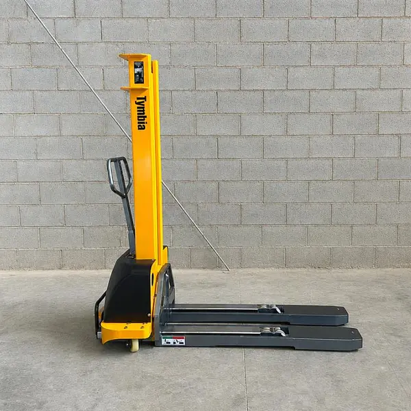 Self-supporting stacker 1000kg to 1300mm