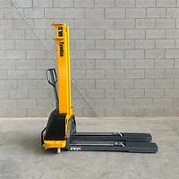 Self-supporting stacker 1000kg to 1300mm