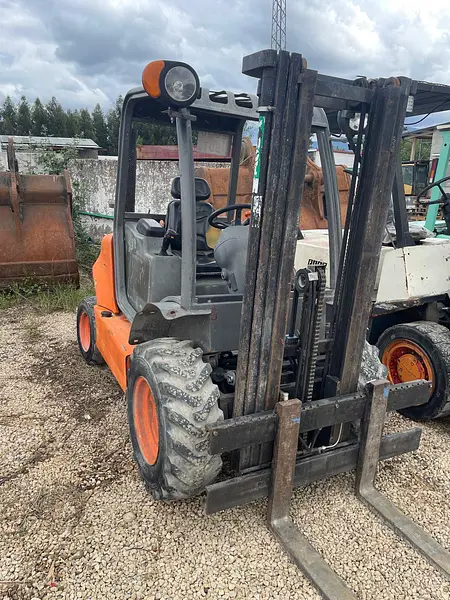Ausa CH 150 Trolley