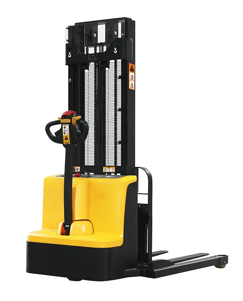 Wide leg electric stacker WSS15H