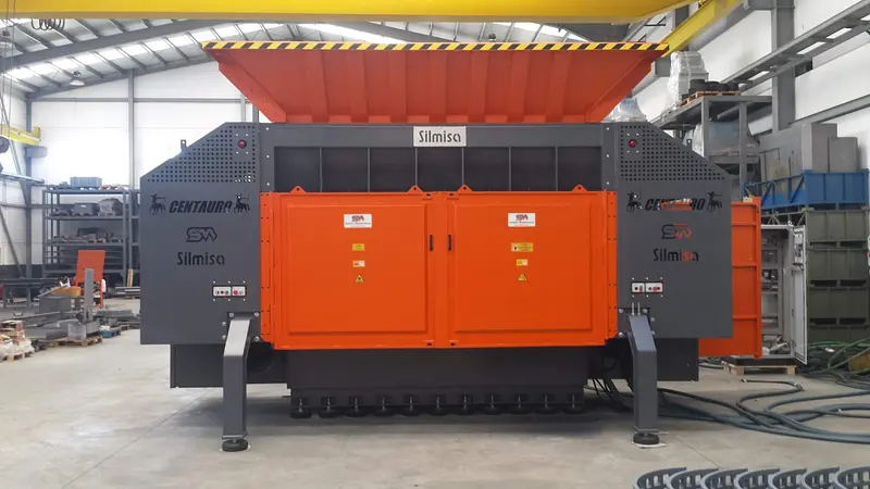 Industrial pre-shredders