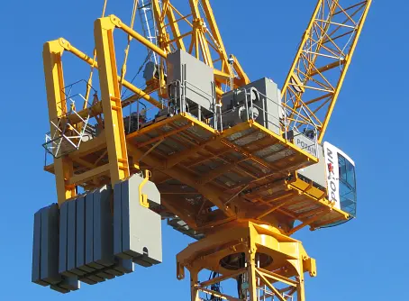 Potain MR 418 A Top-Slewing Cranes