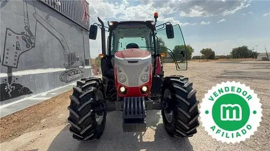 Mc Cormick X5.120M4 Efficient tractor