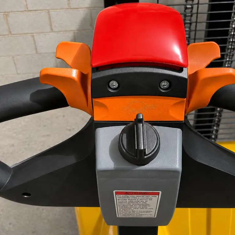 Electric stacker 1200kg to 3000mm - 24V / 100Ah