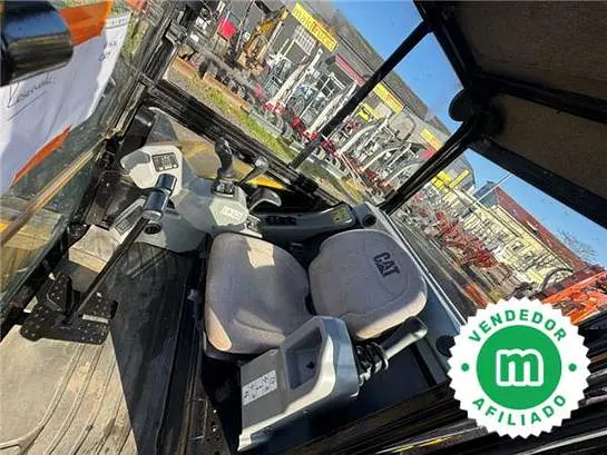 Caterpillar 302.5 mini excavator