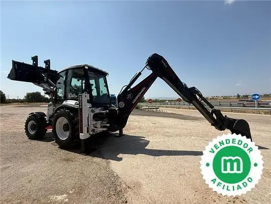 Retroexcavadora Hidromek HMK 102 B