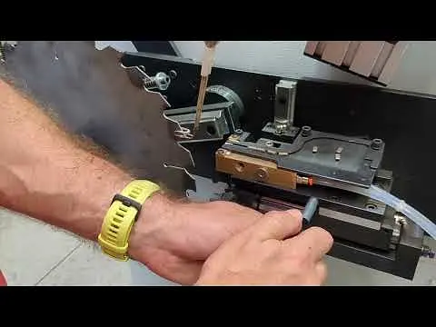 Máquina de soldadura y desoldadura Elite SOLDAmaq HF para sierras circulares TCT