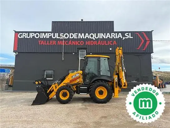 JCB 3 CX Plus 110 Hp Turbo Stage V Premium backhoe loader