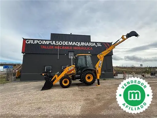 JCB 3 CX Plus 110 Hp Turbo Stage V Premium backhoe loader
