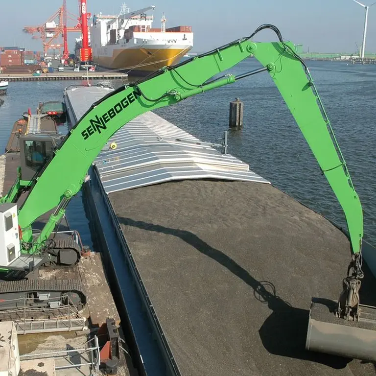 Sennebogen Grúas Manipuladoras para Puertos