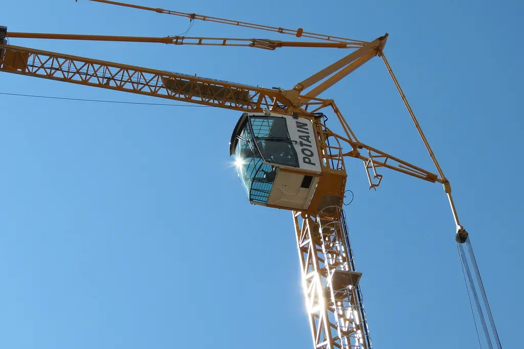 Potain Igo T 99 Self-Erecting Cranes