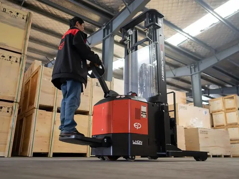 Electric Reach Truck 1.2T - EP CQE12R