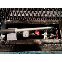 Loading ramp electric 12 ton. with battery platform