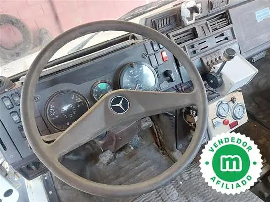 Mercedes Benz Unimog U2150L