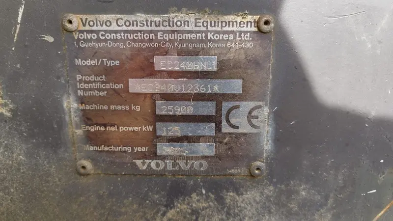 Volvo EC240 crawler excavator