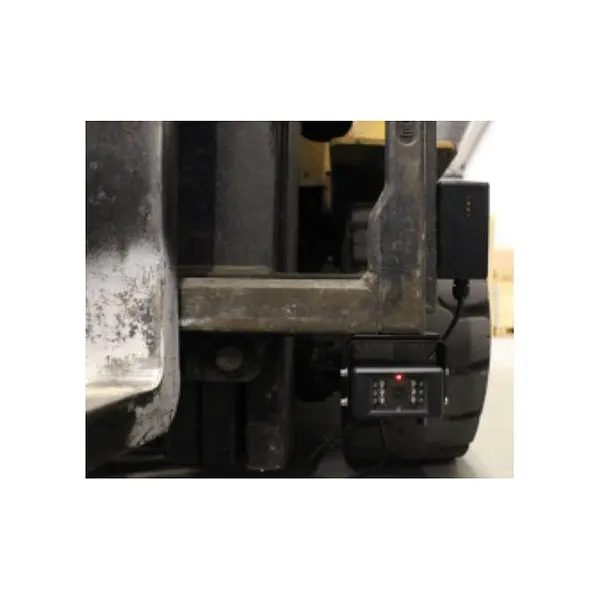 Wireless camera for forklift