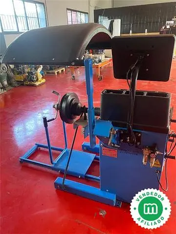 Wheel balancer for mechanical workshop