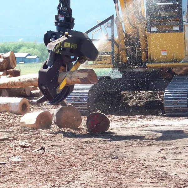 Rotobec Garra con sierra para troncos