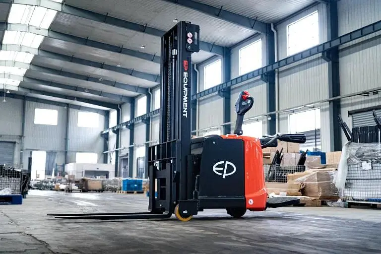 Electric Counterbalance Stacker 1.2T - EP RSC122