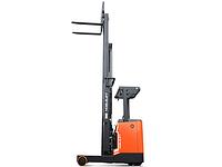1500-1800 kg stand-on reach truck NobleLift RRS 150/180