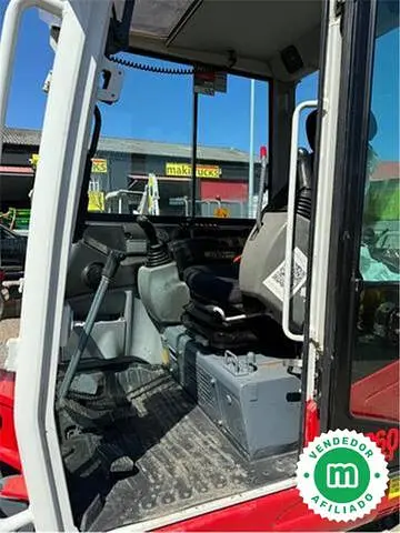 Excavadora Takeuchi TB260