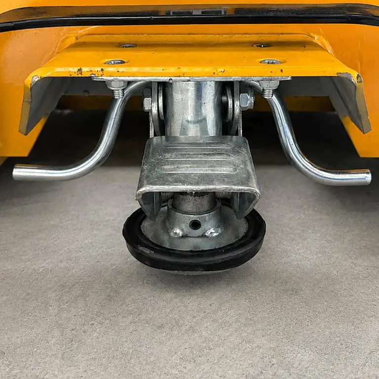 Self-supporting stacker 1000kg to 1300mm