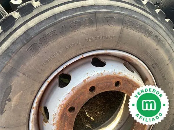 Pirelli 315/80 R 22.5 industrial tires