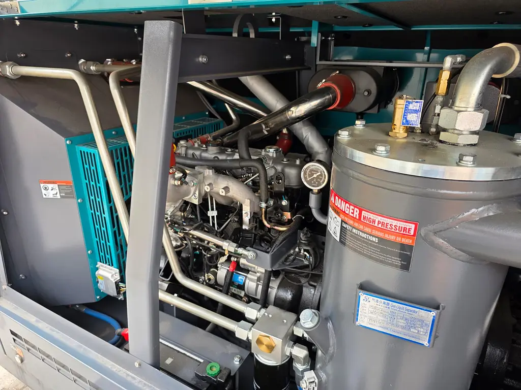 Compresor de aire rotativo de tornillo diesel Isuzu 275 CFM