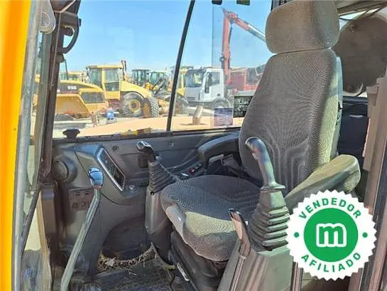 Hyundai Robex 80CR-9 mini excavator